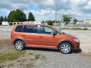 Volkswagen Touran 2.0 TDI, CROSS 125 kw AUTOMAT MPV