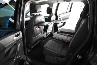 Volkswagen Touran 2.0 LED DSG ACC Tažné COMFORTL MPV - Foto 8