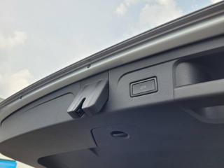 Volkswagen Touran 1.5 TSI DSG R-Line 7míst TAŽNÉ MPV - Foto 42