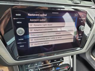 Volkswagen Touran 1.5 TSI DSG R-Line 7míst TAŽNÉ MPV - Foto 27