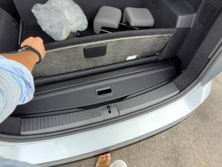 Volkswagen Touran 1.5 TSI DSG R-Line 7míst TAŽNÉ MPV - Foto 39