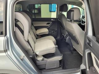 Volkswagen Touran 1.5 TSI DSG R-Line 7míst TAŽNÉ MPV - Foto 45
