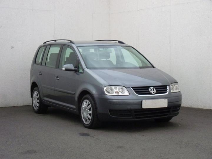 Volkswagen Touran - ilustrační obrázek
