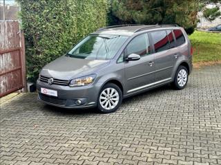 Volkswagen Touran 1,6 TDi / KLIMA / 7MÍST / DSG MPV