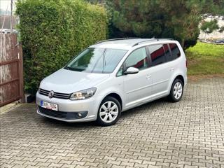 Volkswagen Touran 1,6 TDi  NAVI / kamera / ALU MPV