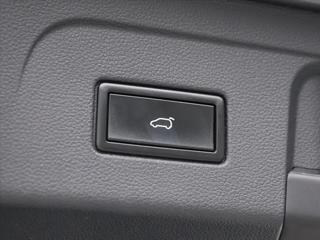 Volkswagen Touran 1,6 TDI DSG Panorama LED 1.Maj MPV - Foto 10