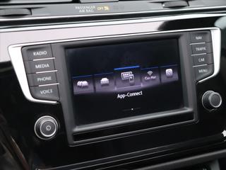Volkswagen Touran 1,6 TDI DSG Panorama LED 1.Maj MPV - Foto 20