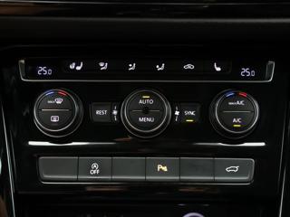 Volkswagen Touran 2,0 TDI 110kW Highline DSG DPH MPV - Foto 26