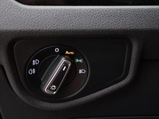 Volkswagen Touran 2,0 TDI 110kW Highline DSG DPH MPV - Foto 18