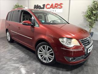 Volkswagen Touran 2,0   TDI DSG 103KW HIGHLINE MPV