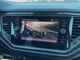 Volkswagen T-Roc 1,5 TSi 110 kW DSG*Highline LED*ACC*Virtuál*Kamera*19" Alu*E.Kufr*Servisní historie! MPV - Foto 26