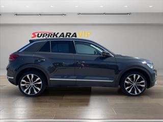 Volkswagen T-Roc 1,5 TSi 110 kW DSG*Highline LED*ACC*Virtuál*Kamera*19" Alu*E.Kufr*Servisní historie! MPV - Foto 4