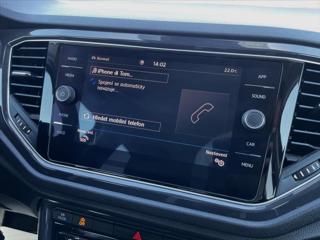 Volkswagen T-Roc 1,5 TSi 110 kW DSG*Highline LED*ACC*Virtuál*Kamera*19" Alu*E.Kufr*Servisní historie! MPV - Foto 47