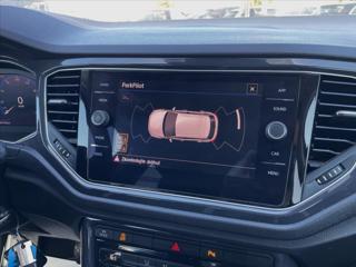 Volkswagen T-Roc 1,5 TSi 110 kW DSG*Highline LED*ACC*Virtuál*Kamera*19" Alu*E.Kufr*Servisní historie! MPV - Foto 49