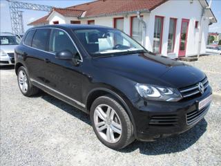 Volkswagen Touareg 3,0 TDi, DSG,NAVI,4x4,servis SUV