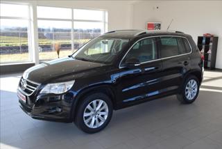 Volkswagen Tiguan 2,0 TDI,SPORT,4x4,tažné,servis, SUV