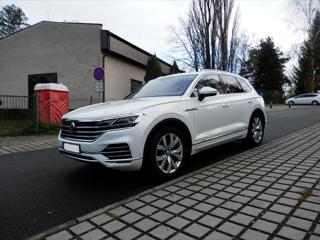 Volkswagen Touareg 3,0 TDi 210Kw, Panorama, 1. maj. ČR, DPH SUV