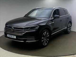 Volkswagen Touareg 3,0 TDi 210kW NEZ TOP NV TAŽNÉ SUV