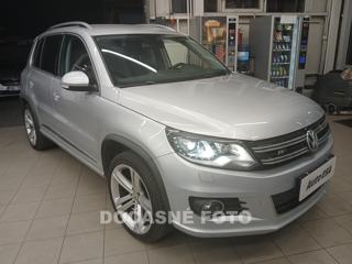Volkswagen Tiguan 2.0 SUV
