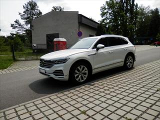 Volkswagen Touareg 3,0 TDi 210Kw, Panorama, 1. maj. ČR, DPH SUV