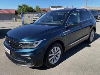 Volkswagen Tiguan 2,0 TDi Life LED*Virtuál*ACC Lane- & Siede Assist*Plná  servisní historie VW! MY 2022! SUV