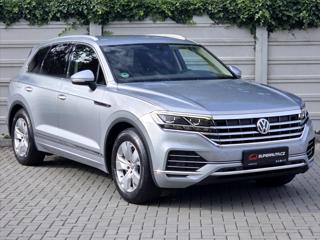 Volkswagen Touareg 3,0 TDi 210kW Atmosphere ČR 1.maj CR V6 8Tiptronic 4Motion Atmosphere SUV