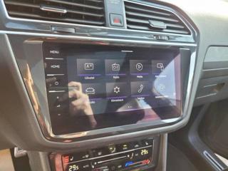 Volkswagen Tiguan R 2.0 TSI AKRAPOVIČ 235kW SUV - Foto 28