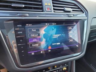 Volkswagen Tiguan R 2.0 TSI AKRAPOVIČ 235kW SUV - Foto 48