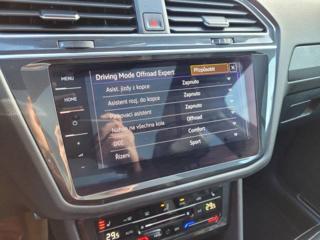Volkswagen Tiguan R 2.0 TSI AKRAPOVIČ 235kW SUV - Foto 47