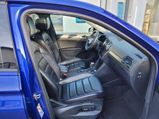 Volkswagen Tiguan R 2.0 TSI AKRAPOVIČ 235kW SUV - Foto 61