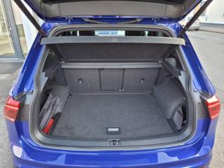 Volkswagen Tiguan R 2.0 TSI AKRAPOVIČ 235kW SUV - Foto 52