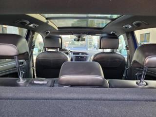 Volkswagen Tiguan R 2.0 TSI AKRAPOVIČ 235kW SUV - Foto 56