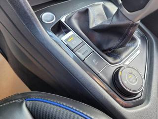 Volkswagen Tiguan R 2.0 TSI AKRAPOVIČ 235kW SUV - Foto 40