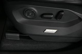 Volkswagen Touareg 3.0TDI 210kW R-Line NT ZÁRUKA SUV - Foto 22