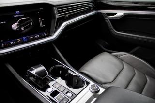 Volkswagen Touareg 2021, 2995 ccm, 250 kW, benzin SUV - Foto 14