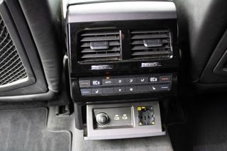 Volkswagen Touareg 2021, 2995 ccm, 250 kW, benzin SUV - Foto 17