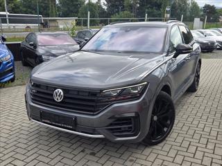 Volkswagen Touareg 3,0 TDi R-Line BLACK STYLE *VZDUCH*TAŽNÉ* SUV