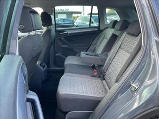 Volkswagen Tiguan 1,5 TSi DSG LED*Navi*ACC Side- & Lane Assist*Servisní historie VW*Po servise! SUV - Foto 29