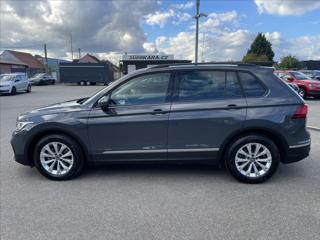 Volkswagen Tiguan 1,5 TSi DSG LED*Navi*ACC Side- & Lane Assist*Servisní historie VW*Po servise! SUV - Foto 8