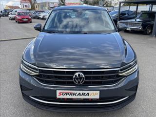 Volkswagen Tiguan 1,5 TSi DSG LED*Navi*ACC Side- & Lane Assist*Servisní historie VW*Po servise! SUV - Foto 2