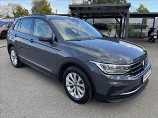 Volkswagen Tiguan 1,5 TSi DSG LED*Navi*ACC Side- & Lane Assist*Servisní historie VW*Po servise! SUV - Foto 3