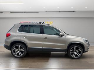 Volkswagen Tiguan 2,0 TSi DSG 4M Xenony*Kůže DCC*Kamera*Panorama*Vyhř. Sedadla*Tažné Aut.Parkovaní! SUV - Foto 4