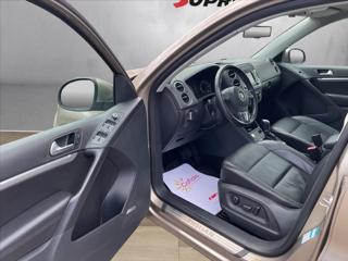 Volkswagen Tiguan 2,0 TSi DSG 4M Xenony*Kůže DCC*Kamera*Panorama*Vyhř. Sedadla*Tažné Aut.Parkovaní! SUV - Foto 9