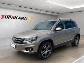 Volkswagen Tiguan 2,0 TSi DSG 4M Xenony*Kůže DCC*Kamera*Panorama*Vyhř.  Sedadla*Tažné Aut.Parkovaní! SUV