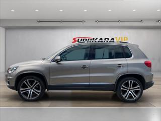 Volkswagen Tiguan 2,0 TSi DSG 4M Xenony*Kůže DCC*Kamera*Panorama*Vyhř. Sedadla*Tažné Aut.Parkovaní! SUV - Foto 8