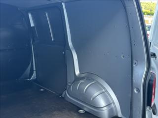 Volkswagen Transporter 2,0 TDI 150PS L1H1 Van 4x4 skříň - Foto 36