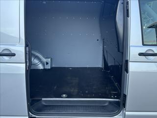 Volkswagen Transporter 2,0 TDI 150PS L1H1 Van 4x4 skříň - Foto 40