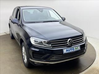 Volkswagen Touareg 3,0 ACC 360° TZ PEČLIVÝ SERVIS SUV - Foto 3
