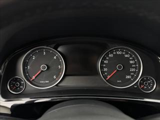 Volkswagen Touareg 3,0 ACC 360° TZ PEČLIVÝ SERVIS SUV - Foto 15