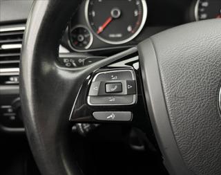 Volkswagen Touareg 3,0 ACC 360° TZ PEČLIVÝ SERVIS SUV - Foto 10